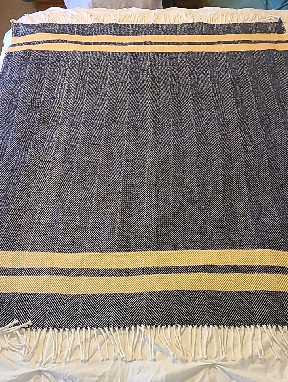Roca Home Woven Cotton Blend Blanket Made In Portugal Stripe Fringed Over Sized